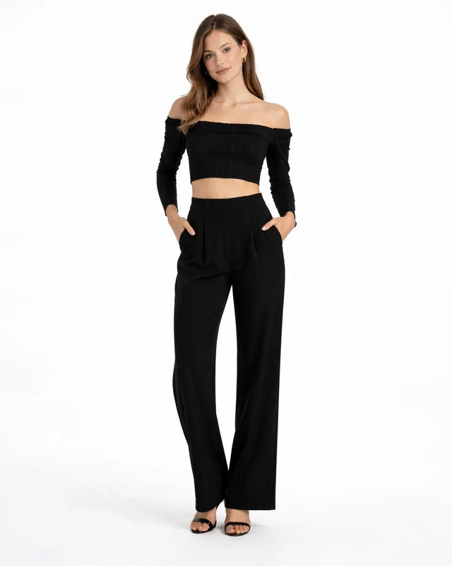 ADA CROP TOP — product photo 1